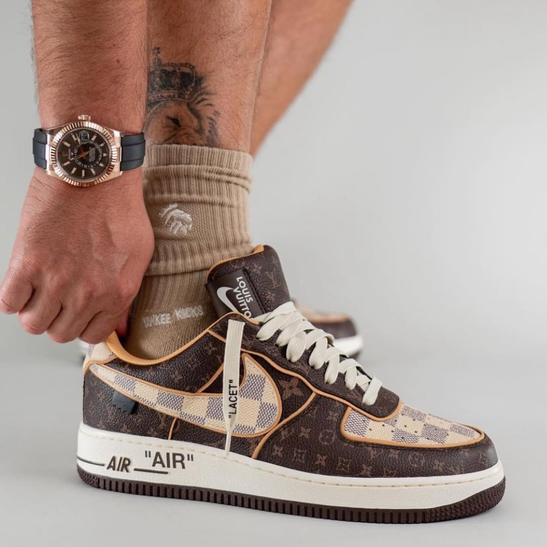 Nike Air Force 1 x Louis Vuitton MaisonCuir 98%Auth 2251