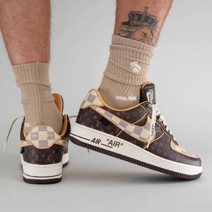 Nike Air Force 1 x Louis Vuitton MaisonCuir 98%Auth 2251