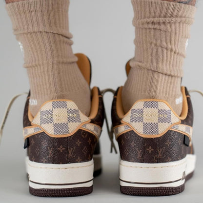 Nike Air Force 1 x Louis Vuitton MaisonCuir 98%Auth 2251
