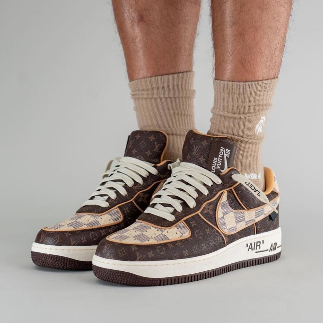 Nike Air Force 1 x Louis Vuitton MaisonCuir 98%Auth 2251