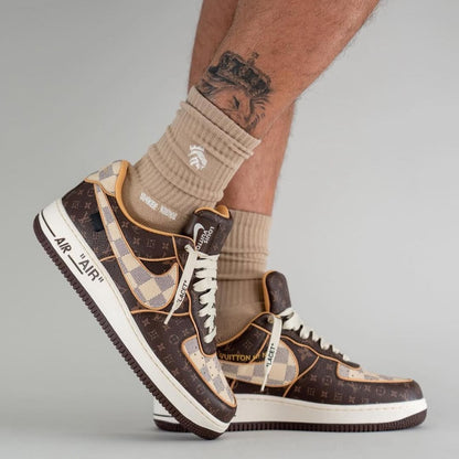 Nike Air Force 1 x Louis Vuitton MaisonCuir 98%Auth 2251