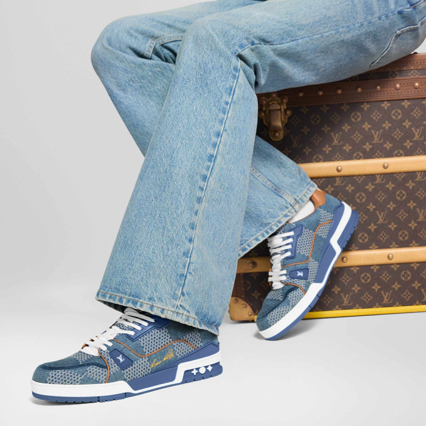 LV Trainer MaisonCuir 98%Auth 2258